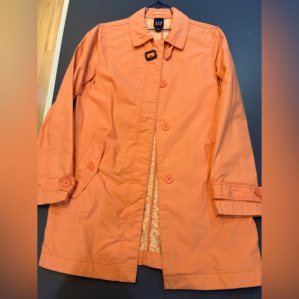 Rain coat